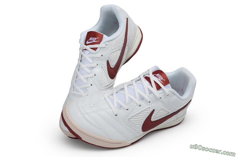Supreme x Nike SB Gato IC Indoor & Futsal Soccer Shoes - White/White/Team Red 3