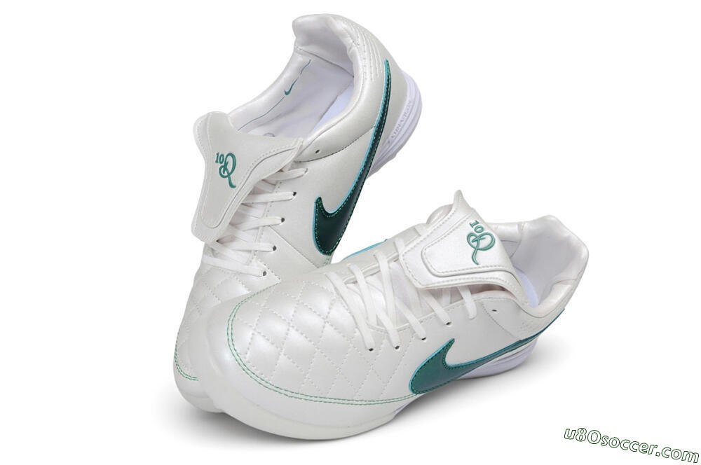 Nike Tiempo Legend 10R SE TF Artificial Turf Soccer Shoes - White/Pearl White/Emerald Green 3