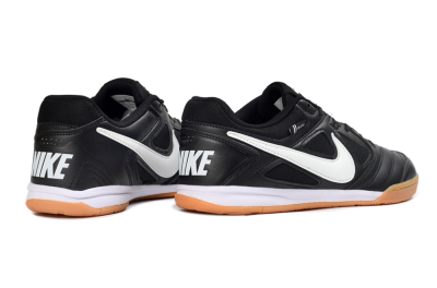 Supreme x Nike SB Gato IC Indoor & Futsal Soccer Shoes - Black/Black/Gum