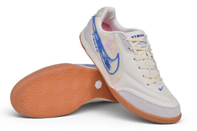 Nike Tiempo Legend SE IC Indoor & Futsal Soccer Shoes - Beige/Summit White/Royal Blue