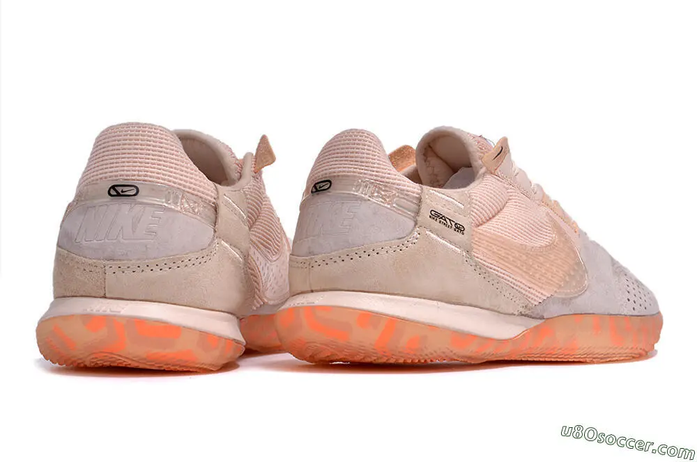 NIKE - KATZEです。 Shop the Stylish Pink and Grey Indoor & Futsal Soccer Shoes