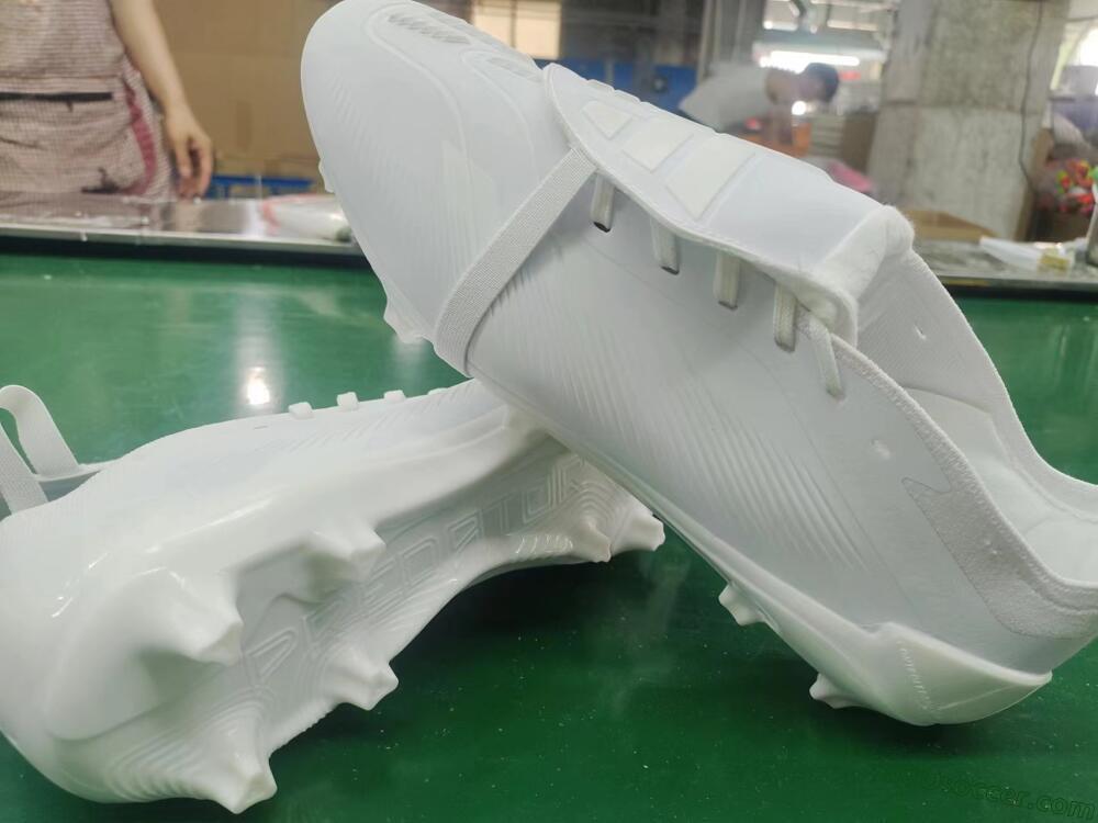 Adidas Predator Elite Foldover Tongue FG Firm Ground Soccer Cleats - White/Beige