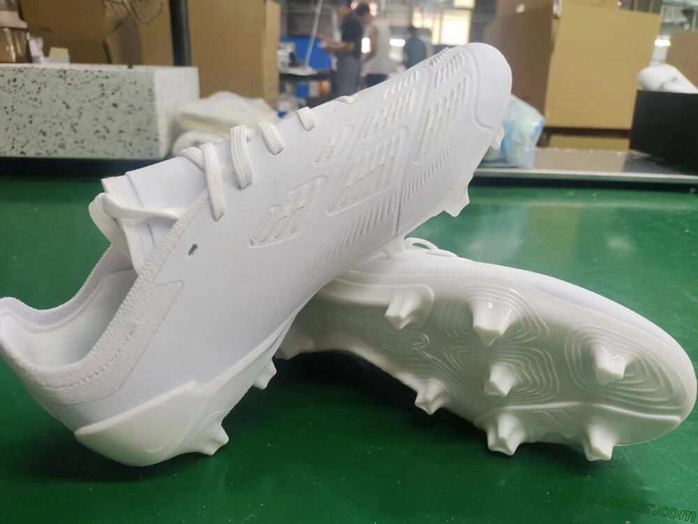 Adidas Predator Accuracy.1 FG Firm Ground Soccer Cleats - White/Beige