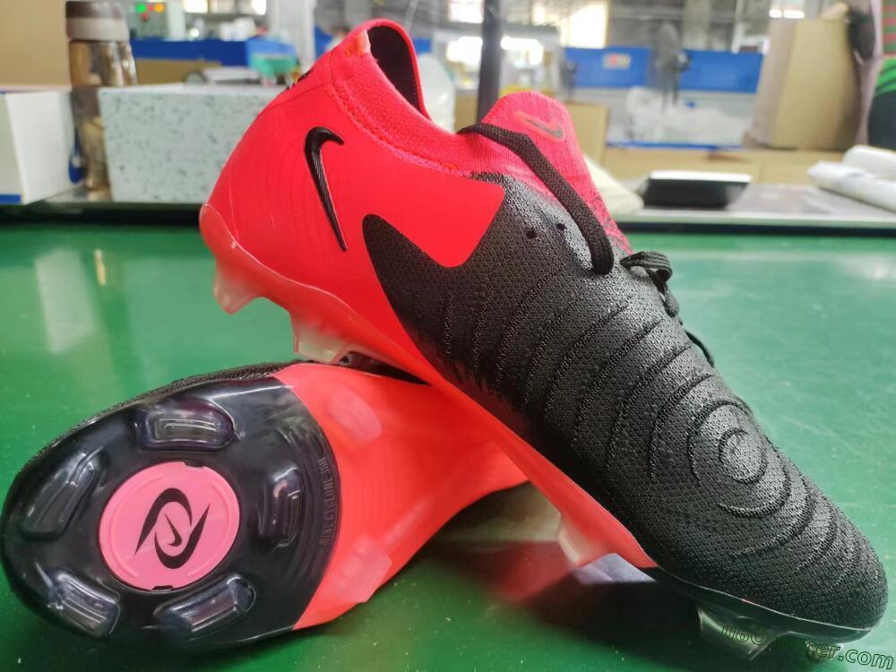 Nike Phantom Luna Elite FG Firm Ground Soccer Cleats - Orange/Black