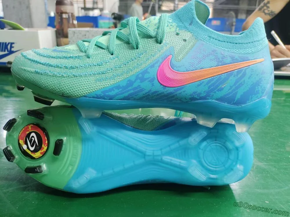 FG Firm Ground Soccer Cleats | Nike Phantom Luna 2 Elite