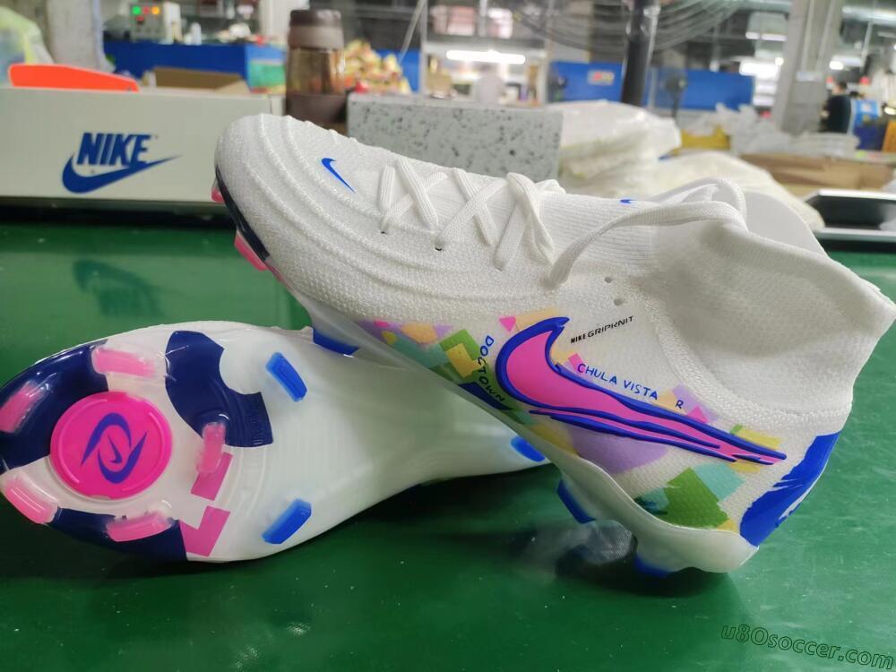 Nike Phantom Luna Elite NU FG Firm Ground Soccer Cleats - Beige/Blue/Yellow/Pink