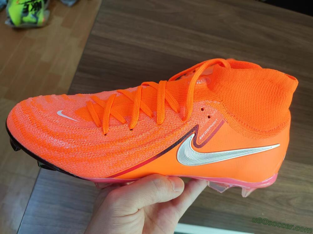 Nike Phantom Luna Elite FG Firm Ground Soccer Cleats - Red/Black/Gold