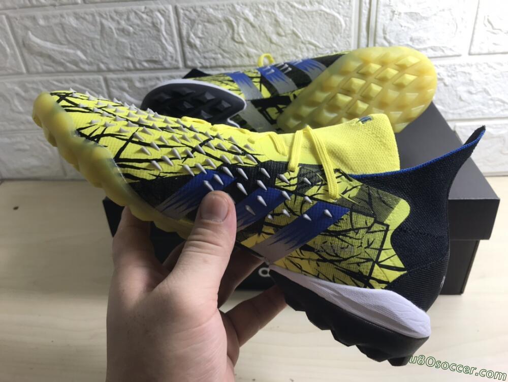 Adidas Predator Freak.1 TF Artificial Turf Soccer Shoes - Yellow/Black/Blue