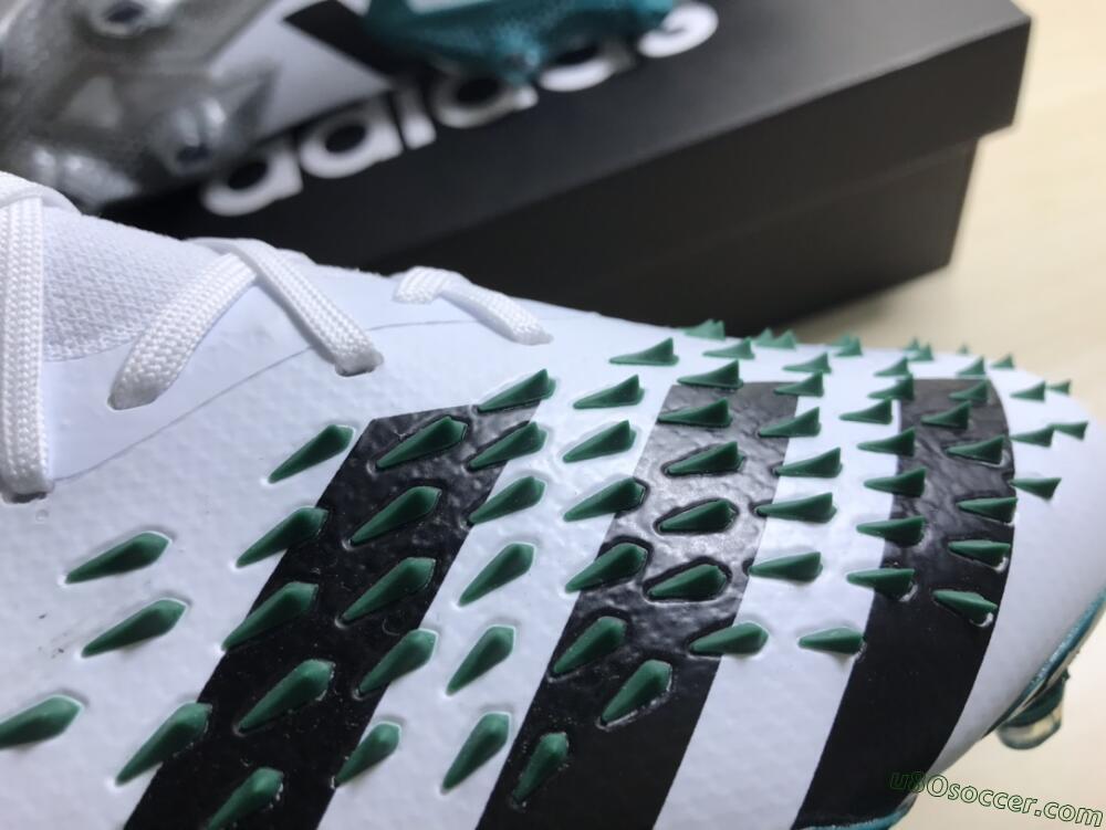 Adidas Predator Freak.1 FG Firm Ground Soccer Cleats - White/Green/Black