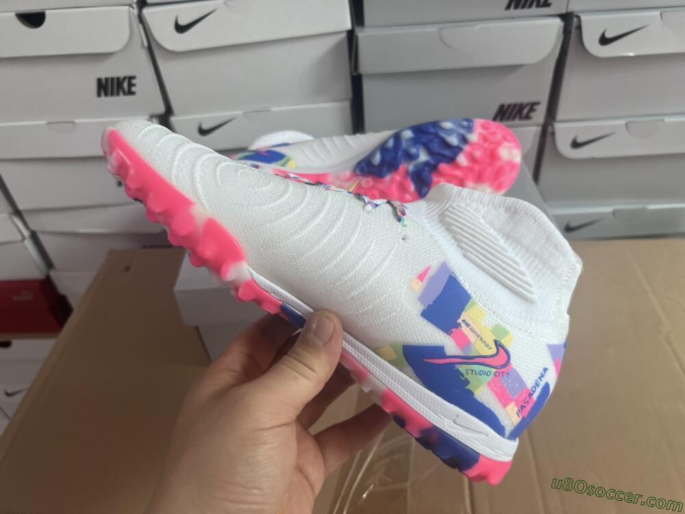 Nike Phantom Luna 2 Elite TF Artificial Turf Soccer Shoes - White/Pink/Blue
