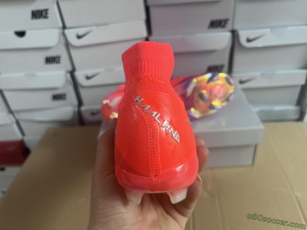 Nike Phantom Luna Elite FG Firm Ground Soccer Cleats - Red/Black/Gold