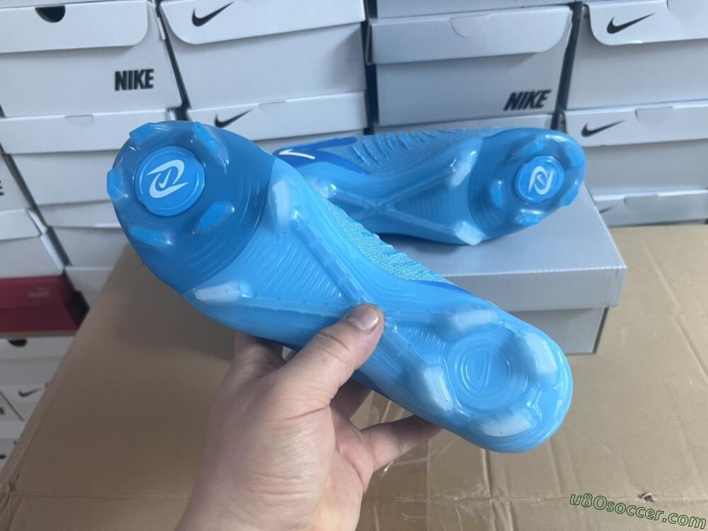 Nike Phantom Luna Elite NU FG Firm Ground Soccer Cleats - Light Blue/White