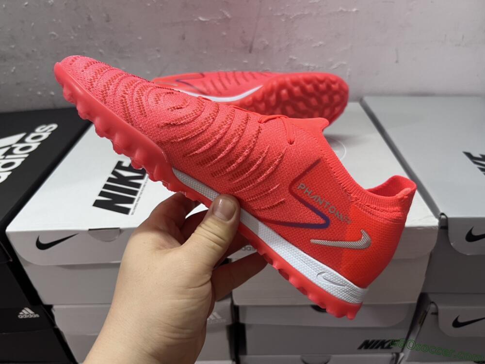 Nike Phantom Luna 2 Elite TF Artificial Turf Soccer Shoes - Red/Black/Blue/White