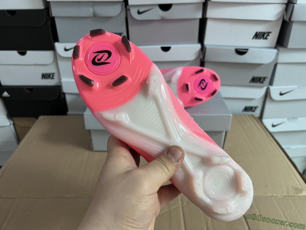Nike Phantom Luna Elite FG Firm Ground Soccer Cleats - Pink/Black