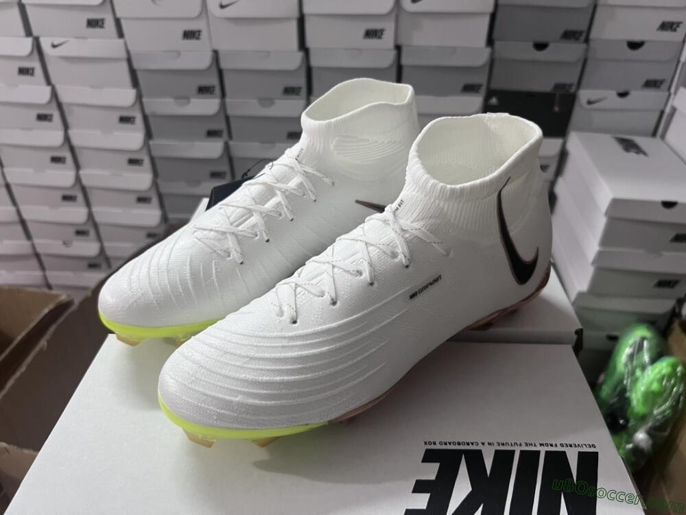 Nike Phantom Luna Elite NU FG Firm Ground Soccer Cleats - White/Black/Gold