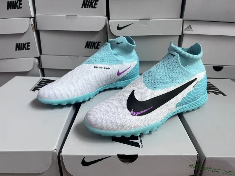 Premium TF Artificial Turf Soccer Shoes - Nike Phantom GX Elite DF