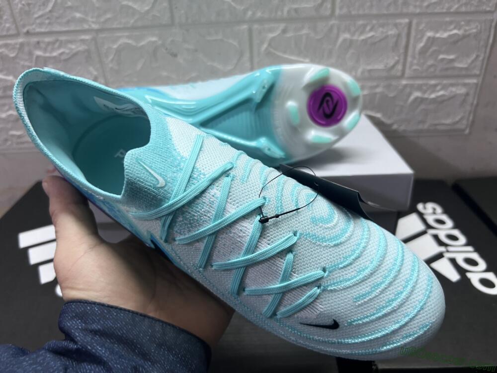 Nike Phantom Luna 2 Elite LV8 FG Firm Ground Soccer Cleats - Jade/Black/Purple