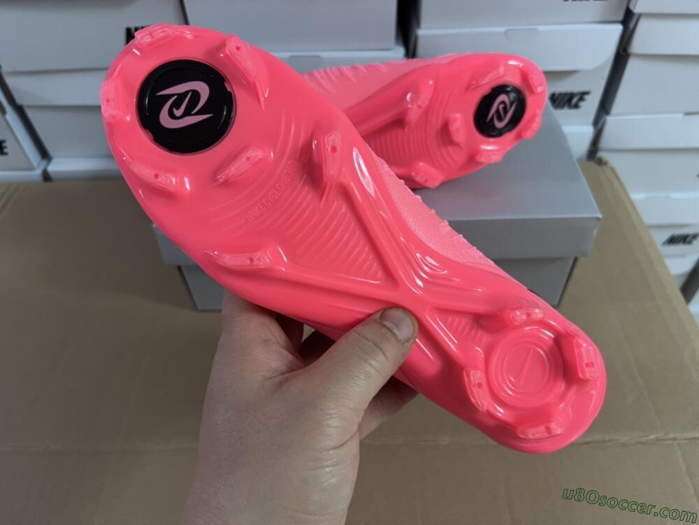 Nike Phantom Luna 2 Elite LV8 FG Firm Ground Soccer Cleats - Red/Black/Pink