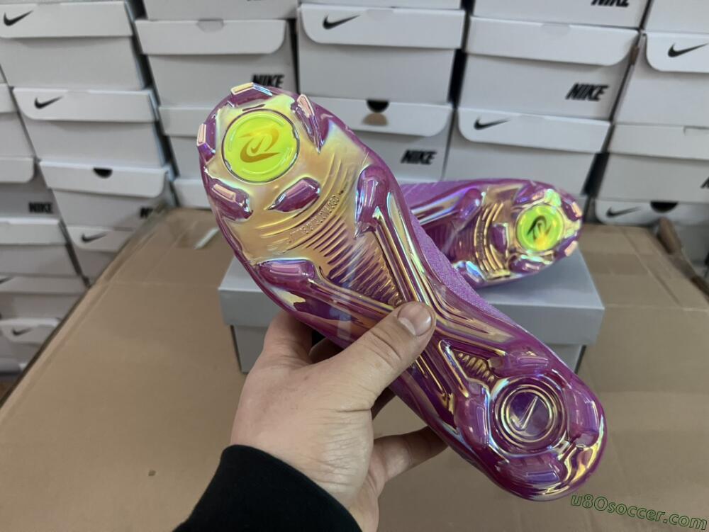 Nike Phantom Luna Elite SE NU FG Firm Ground Soccer Cleats - Fuchsia Dream/Barely Grape