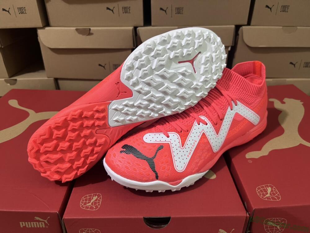 Puma Future Ultimate TF Artificial Turf Soccer Shoes - Red/White/Black