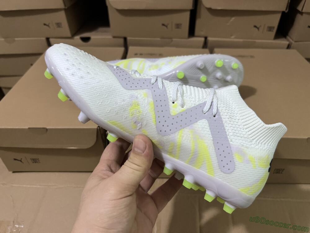 Puma Future Ultimate MG Multi Ground Soccer Cleats - White/Blue/Green