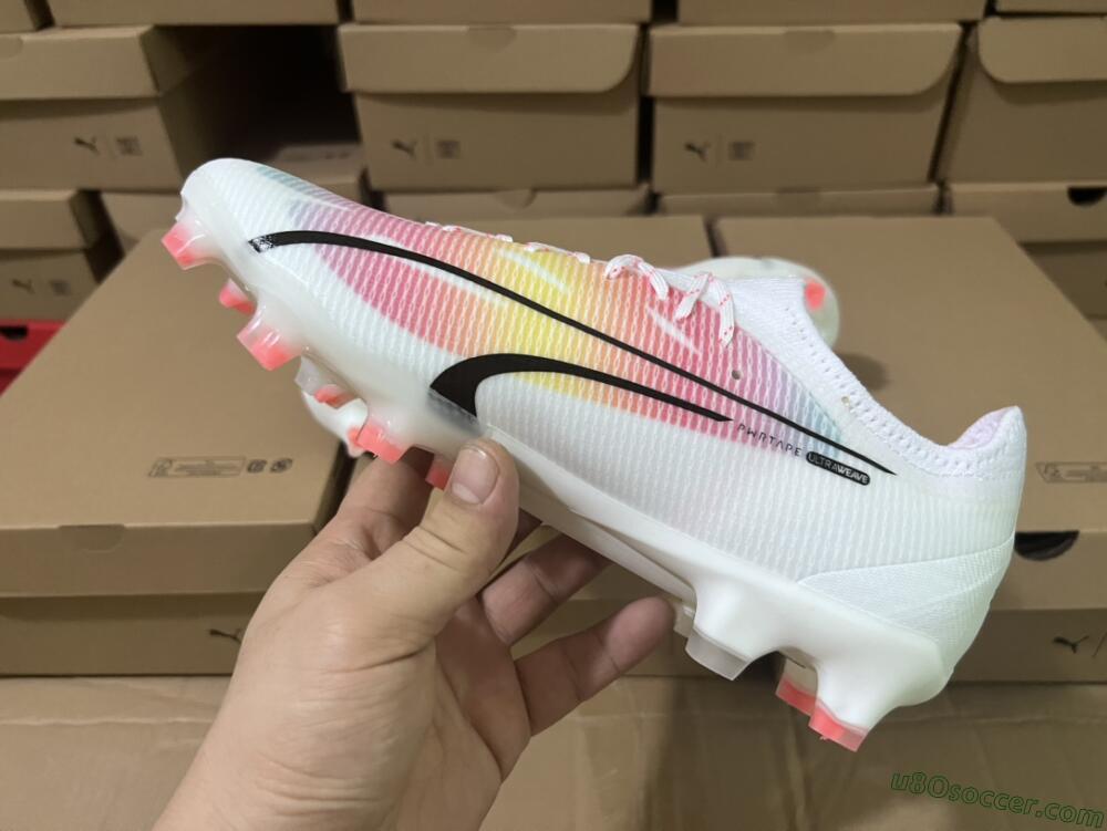 Puma Ultra Ultimate FG Firm Ground Soccer Cleats - White/Red/Black