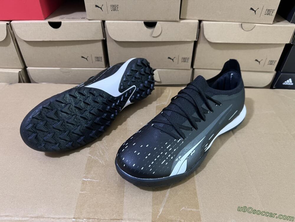 Puma Ultra Ultimate TF Artificial Turf Soccer Shoes - Black/White