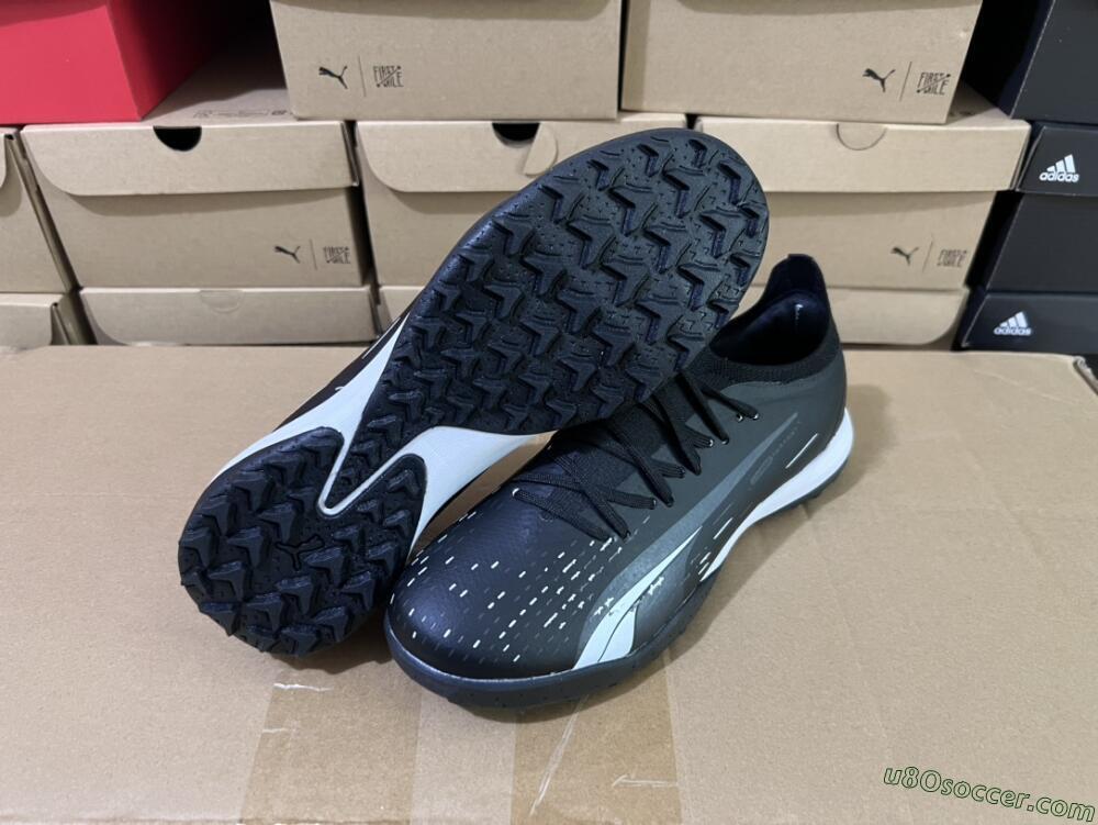 Puma Ultra Ultimate TF Artificial Turf Soccer Shoes - Black/White