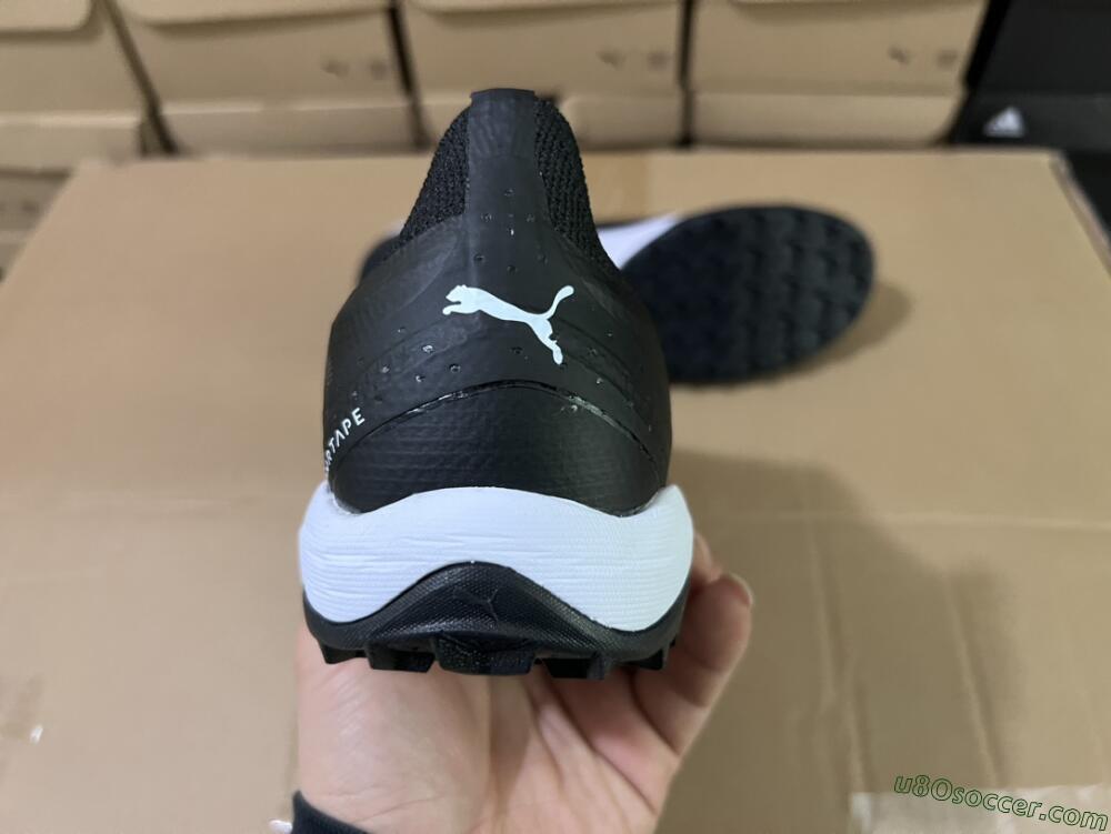 Puma Ultra Ultimate TF Artificial Turf Soccer Shoes - Black/White