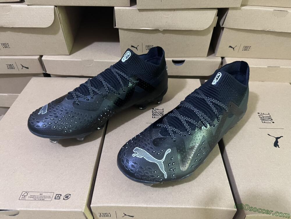 Puma Future Ultimate FG Firm Ground Soccer Cleats - Black/White