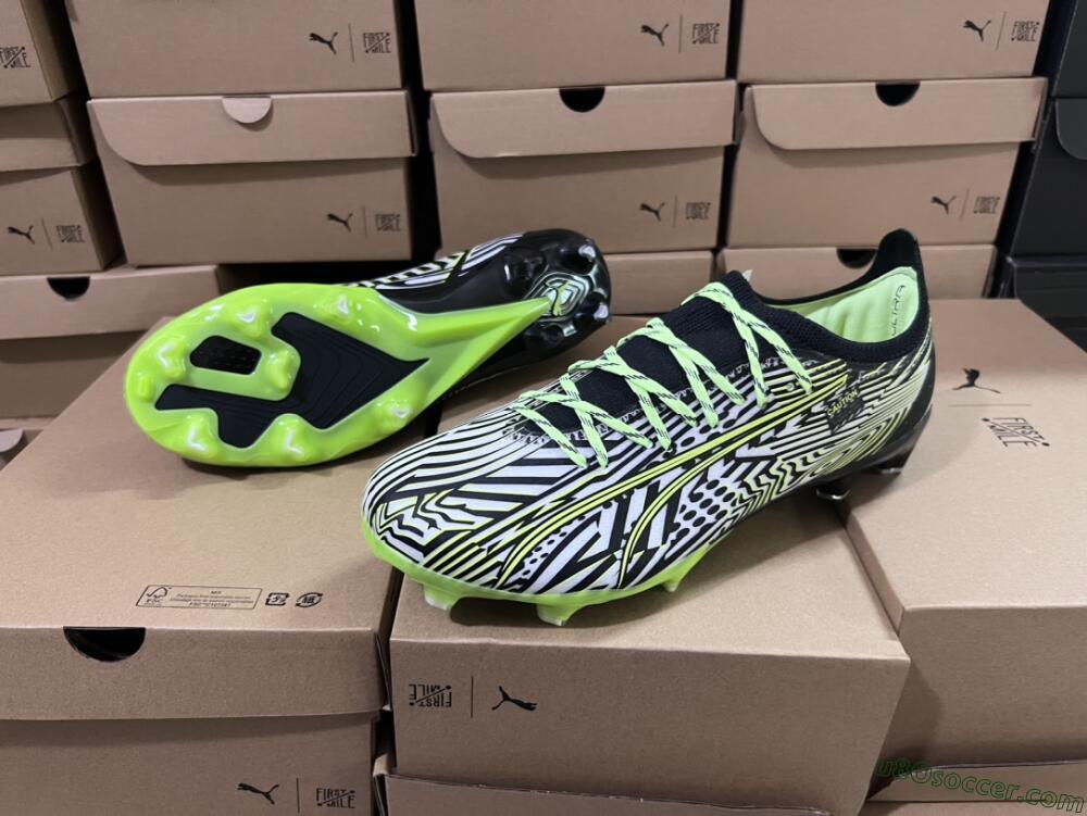 Puma Ultra Ultimate FG Firm Ground Soccer Cleats - White/Black/Green