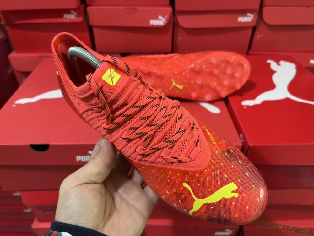 New MG Soccer Cleats - Puma Future Z 1.3 Instinct in Orange