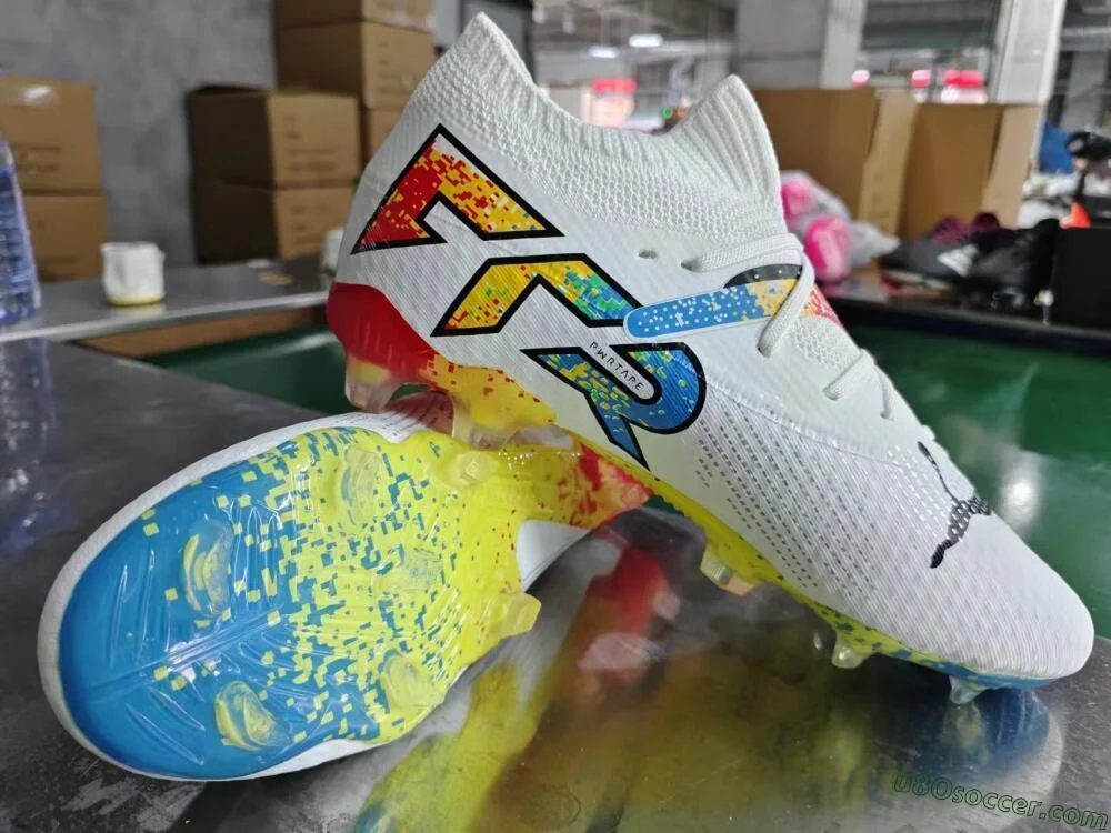 送料込み！21/22 GEN FACTORY FUTURE 23/23.5 White/Blue/Red FG Firm Ground Soccer Cleats - Shop the
