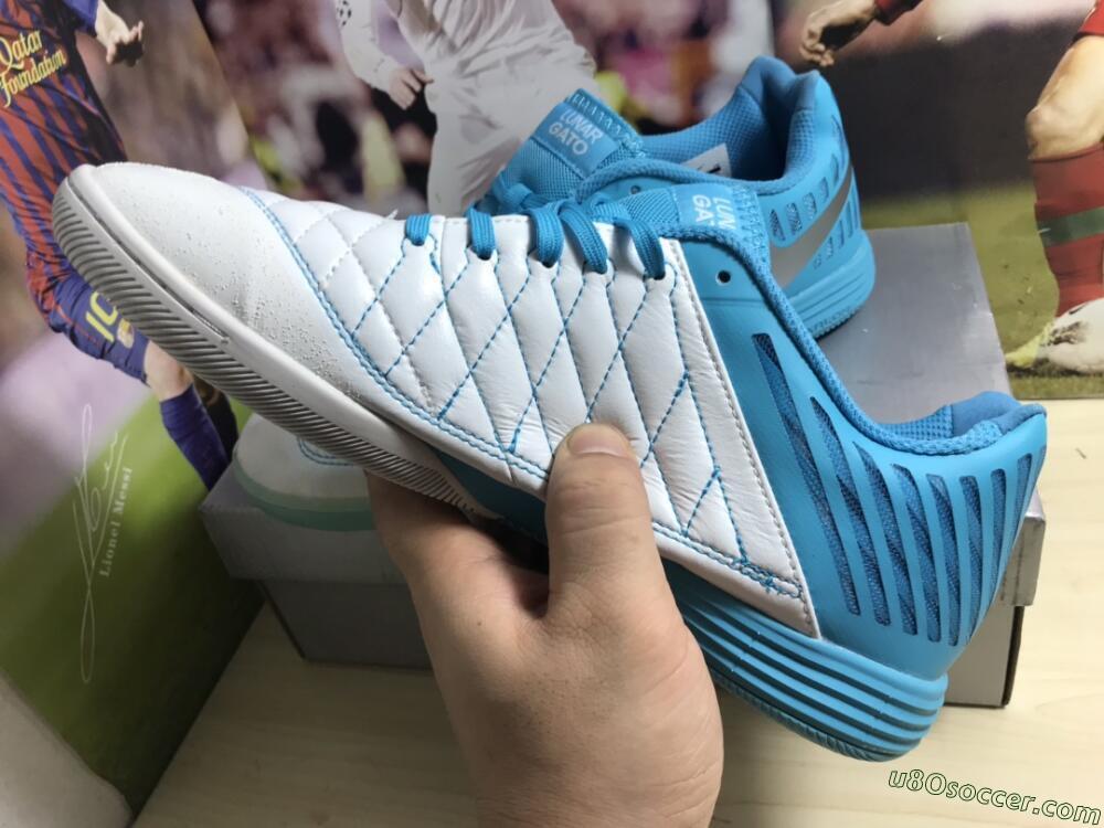 Nike Lunar Gato 2 IC Indoor & Futsal Soccer Shoes - White/Blue/Silver