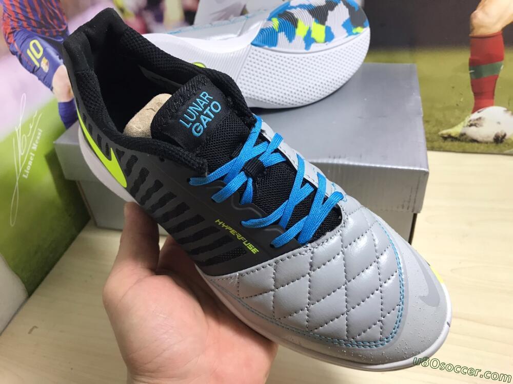 Nike Lunar Gato 2 IC Indoor & Futsal Soccer Shoes - Black/Blue/Yellow