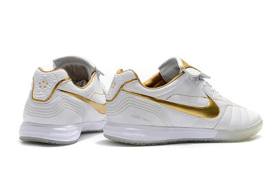 Nike Tiempo Legend 7 Elite R10 IC Indoor & Futsal Soccer Shoes - White/Gold