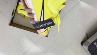 Nike Air Zoom Mercurial Superfly 9 Elite IC Indoor & Futsal Soccer Shoes - Yellow/Pink/Black