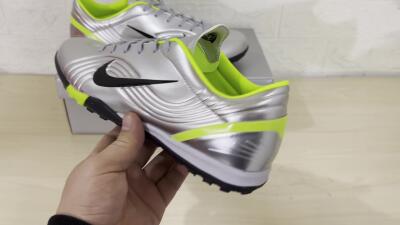 Nike Zoom Mercurial Vapor 1 Rgn SE TF Artificial Turf Soccer Shoes - Silver/Black/Yellow