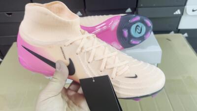 Nike Phantom Luna Elite NU FG Firm Ground Soccer Cleats - Pink/Black