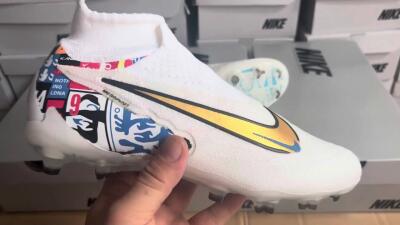 Harry Kane x Nike Phantom GX DF Elite FG Firm Ground Soccer Cleats - White/Gold/Blue