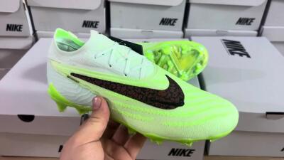 Nike Phantom GX Elite FG Firm Ground Soccer Cleats - Green/Black/Gold
