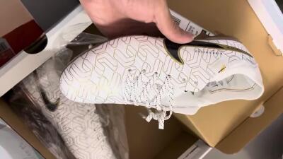 Nike Tiempo Legend 10 Elite FG Firm Ground Soccer Cleats - White/Gold/Black