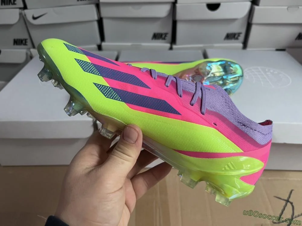 Scarpe da calcio FG World Cup 2022 in rosa, viola, blu e verde