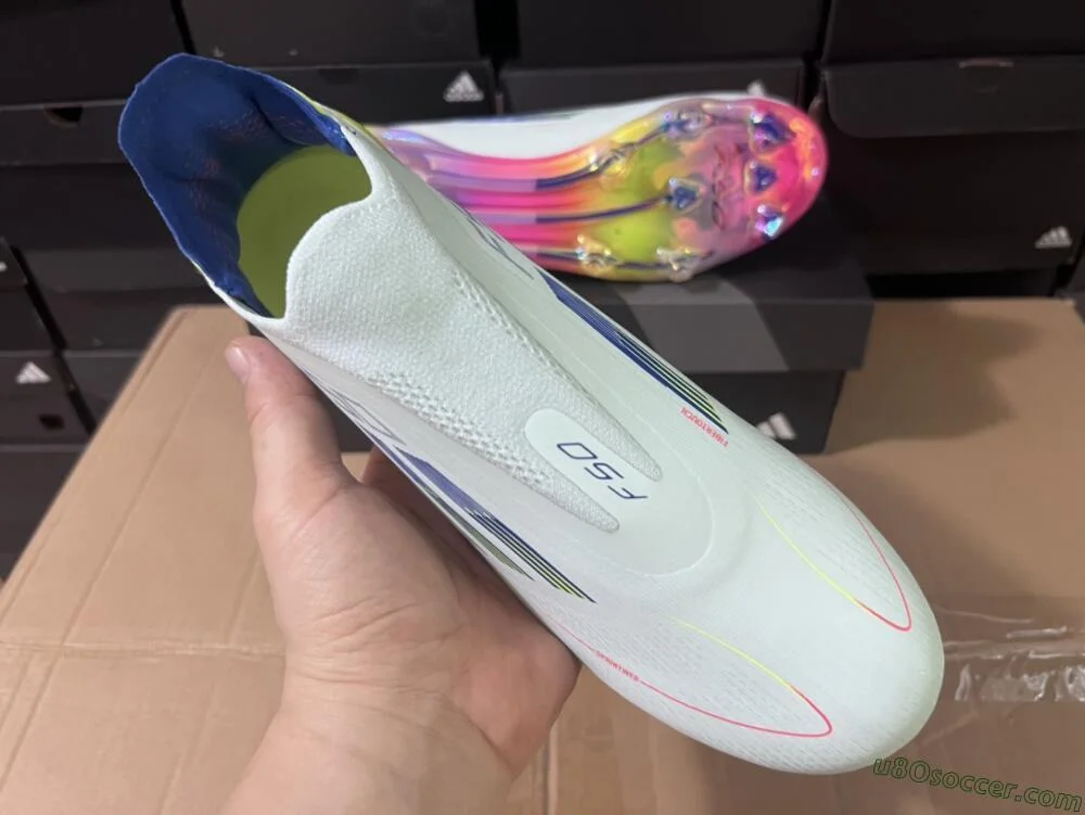 アディダス F50 エリート レースレス FG サッカースパイク