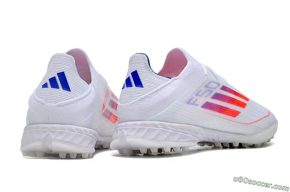 ホワイト、レッド、ブルーのハイパフォーマンスTF人工芝サッカー