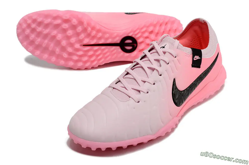 ピンク、ホワイト、ブラックのNike Tiempo Legend 10 Elite TF
