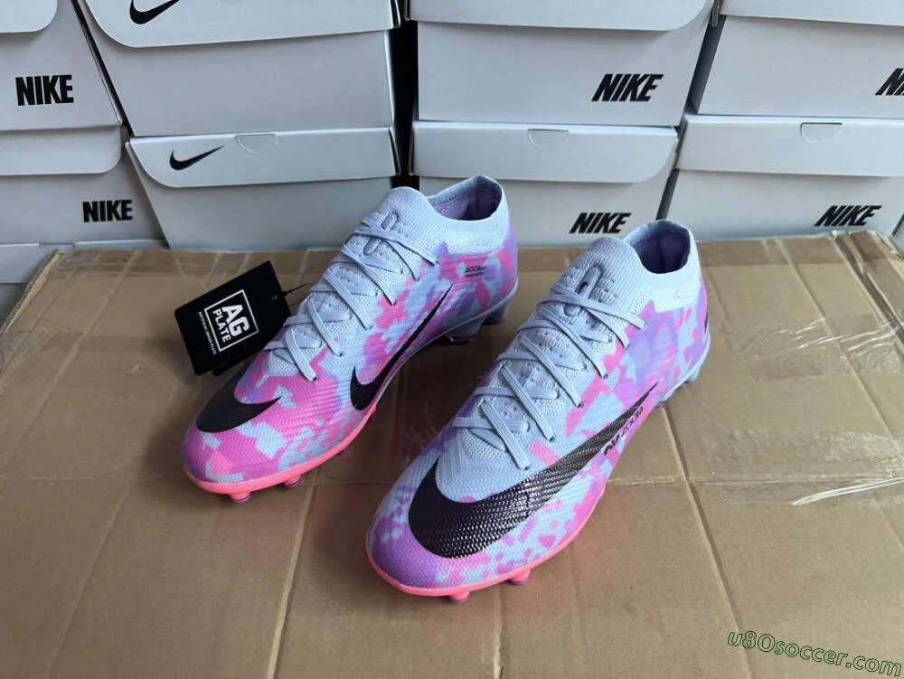 AG Voetbalschoenen in Blauw, Paars en Roze Nike Air Zoom