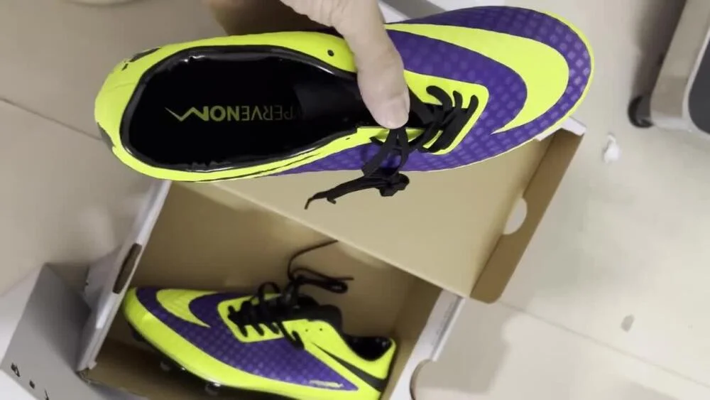 Chuteiras de Futebol Nike Hypervenom Phantom FG para Gramado Firme